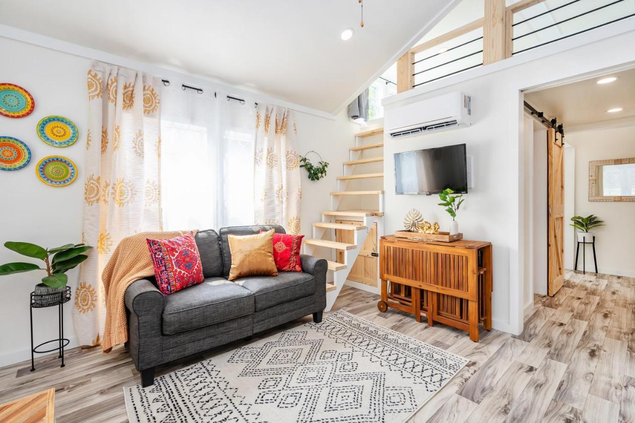5 Cozy Casita Lux Tiny House, Firepit, 5 Mins To Downtown Гънтърсвил Екстериор снимка